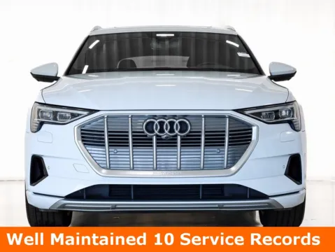 Photos of 2022 Audi e-tron Premium Plus for sale in Gurnee, IL at CarWise Gurnee