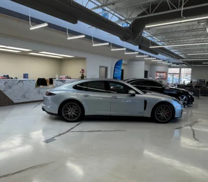 More photos of 2022 Mercedes-Benz EQS 580 at CarWise Gurnee, IL