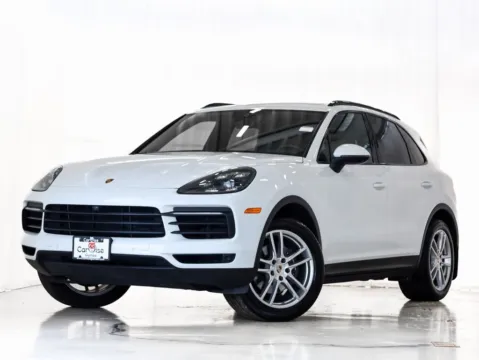 Another view of 2020 Porsche Cayenne for sale in Gurnee, IL at CarWise Gurnee