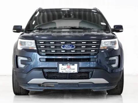 Photos of 2017 Ford Explorer Limited for sale in Gurnee, IL at CarWise Gurnee