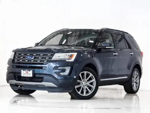 Another view of 2017 Ford Explorer Limited for sale in Gurnee, IL at CarWise Gurnee