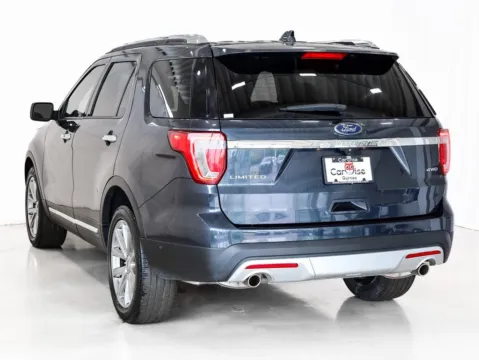 More photos of 2017 Ford Explorer Limited at CarWise Gurnee, IL