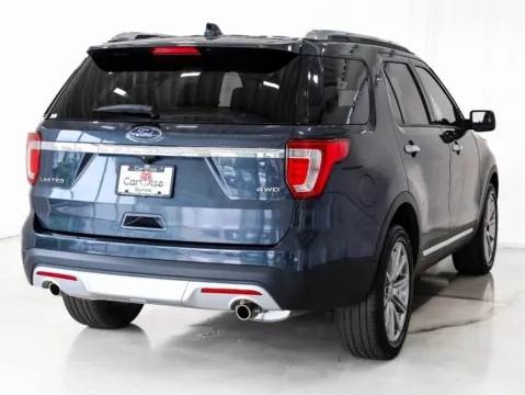 More photos of 2017 Ford Explorer Limited at CarWise Gurnee, IL