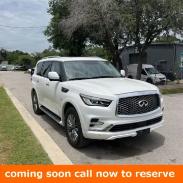 White 2019 INFINITI QX80 LUXE for sale in Gurnee, IL