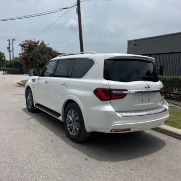Photos of 2019 INFINITI QX80 LUXE for sale in Gurnee, IL at CarWise Gurnee