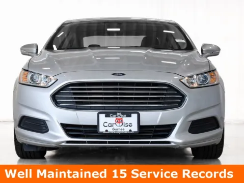Photos of 2014 Ford Fusion SE for sale in Gurnee, IL at CarWise Gurnee