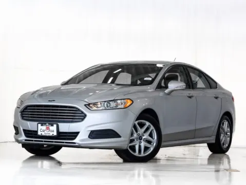 Another view of 2014 Ford Fusion SE for sale in Gurnee, IL at CarWise Gurnee