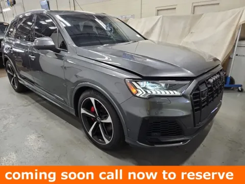 Gray 2024 Audi Q7 55 Prestige for sale in Gurnee, IL
