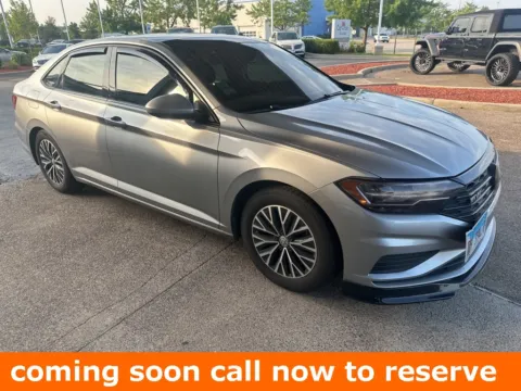 Silver 2019 Volkswagen Jetta 1.4T SE for sale in Gurnee, IL