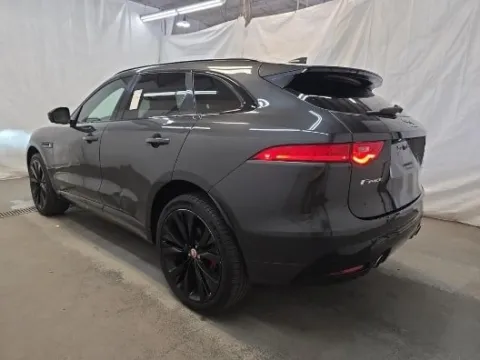 Photos of 2018 Jaguar F-PACE S for sale in Gurnee, IL at CarWise Gurnee