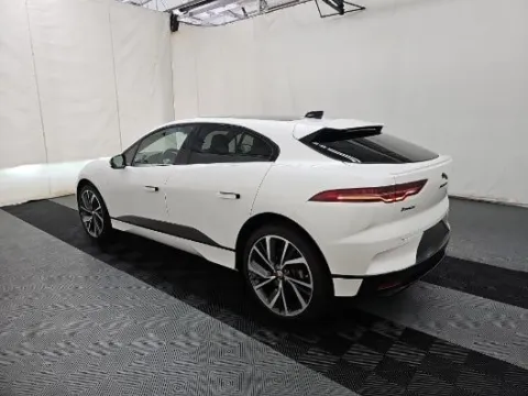 Photos of 2023 Jaguar I-PACE HSE for sale in Gurnee, IL at CarWise Gurnee