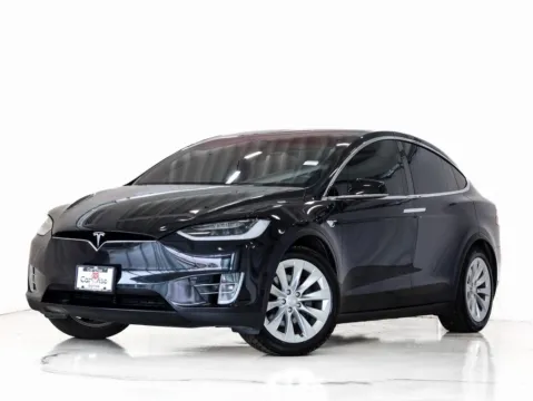Another view of 2018 Tesla Model X 75D for sale in Gurnee, IL at CarWise Gurnee