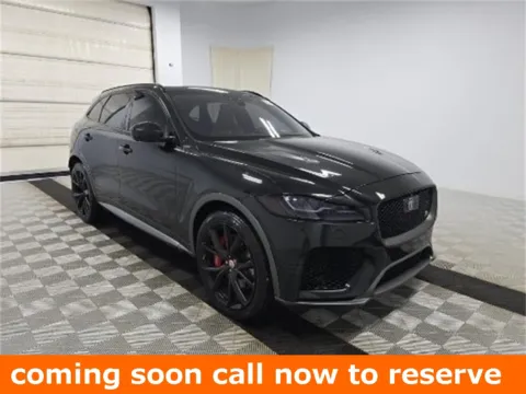 Black 2020 Jaguar F-PACE SVR for sale in Gurnee, IL