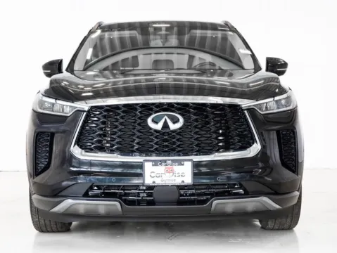 Photos of 2022 INFINITI QX60 LUXE for sale in Gurnee, IL at CarWise Gurnee