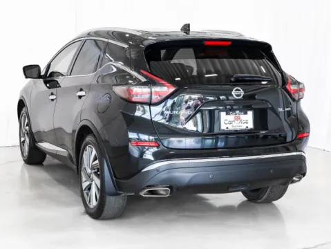 More photos of 2021 Nissan Murano SL at CarWise Gurnee, IL