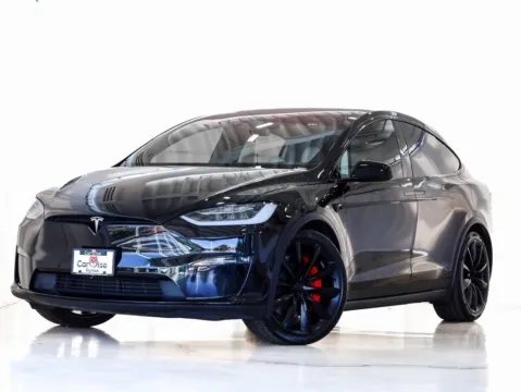 More photos of 2022 Tesla Model X at CarWise Gurnee, IL