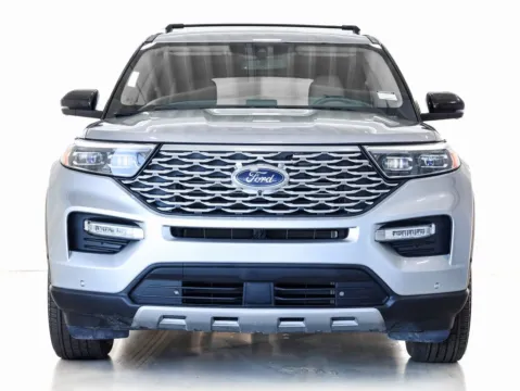 Photos of 2020 Ford Explorer Platinum for sale in Gurnee, IL at CarWise Gurnee