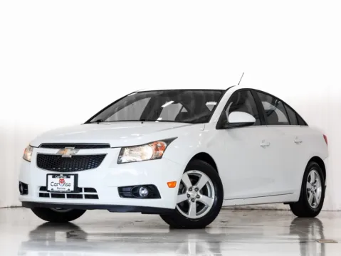Another view of 2013 Chevrolet Cruze 1LT for sale in Gurnee, IL at CarWise Gurnee