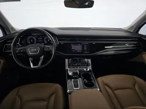 More photos of 2020 Audi Q7 55 Premium Plus at CarWise Gurnee, IL