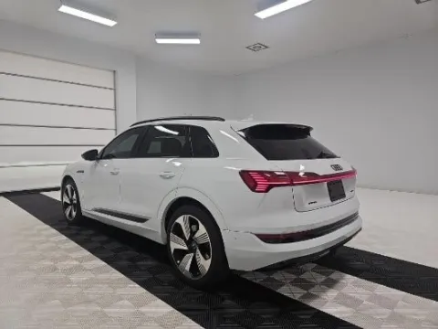 Photos of 2023 Audi e-tron Premium Plus for sale in Gurnee, IL at CarWise Gurnee
