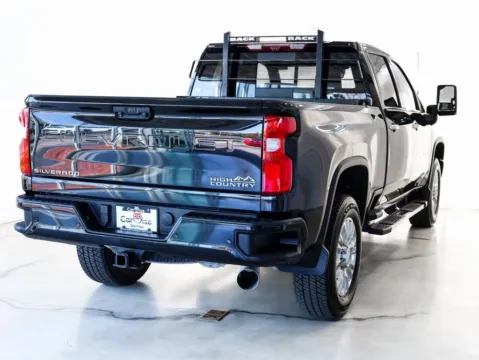 More photos of 2021 Chevrolet Silverado 2500HD High Country at CarWise Gurnee, IL