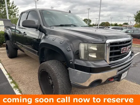 Black 2011 GMC Sierra 1500 SLE for sale in Gurnee, IL