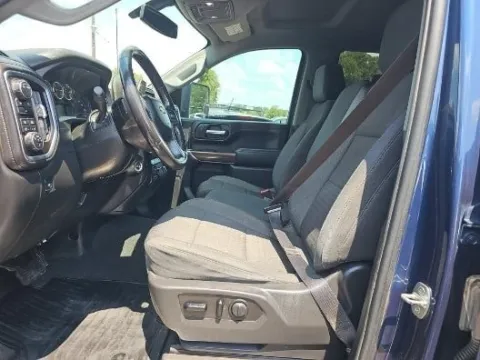 Another view of 2020 Chevrolet Silverado 2500HD LT for sale in Gurnee, IL at CarWise Gurnee