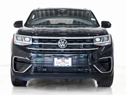 Photos of 2021 Volkswagen Atlas Cross Sport 3.6L V6 SEL Premium R-Line for sale in Gurnee, IL at CarWise Gurnee