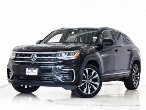 Another view of 2021 Volkswagen Atlas Cross Sport 3.6L V6 SEL Premium R-Line for sale in Gurnee, IL at CarWise Gurnee