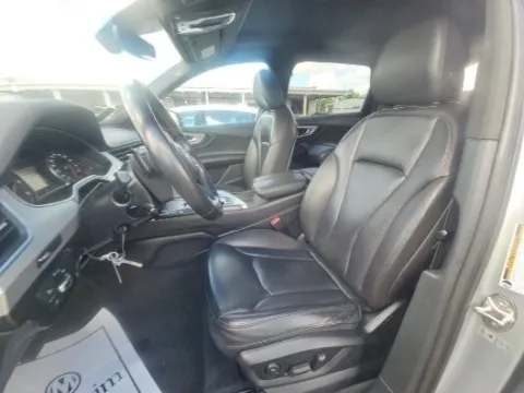 Another view of 2019 Audi Q7 45 Premium for sale in Gurnee, IL at CarWise Gurnee