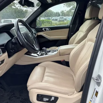 Another view of 2021 BMW X5 xDrive40i for sale in Gurnee, IL at CarWise Gurnee
