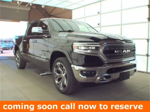 Black 2019 Ram 1500 Limited for sale in Gurnee, IL