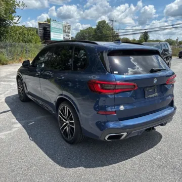 Photos of 2019 BMW X5 xDrive50i for sale in Gurnee, IL at CarWise Gurnee