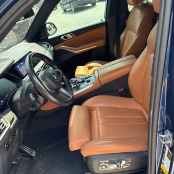 Another view of 2019 BMW X5 xDrive50i for sale in Gurnee, IL at CarWise Gurnee
