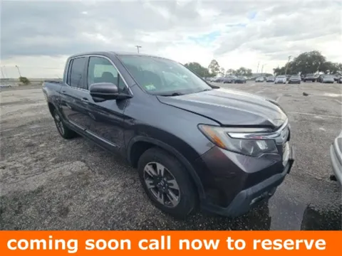Gray 2018 Honda Ridgeline RTL-T for sale in Gurnee, IL