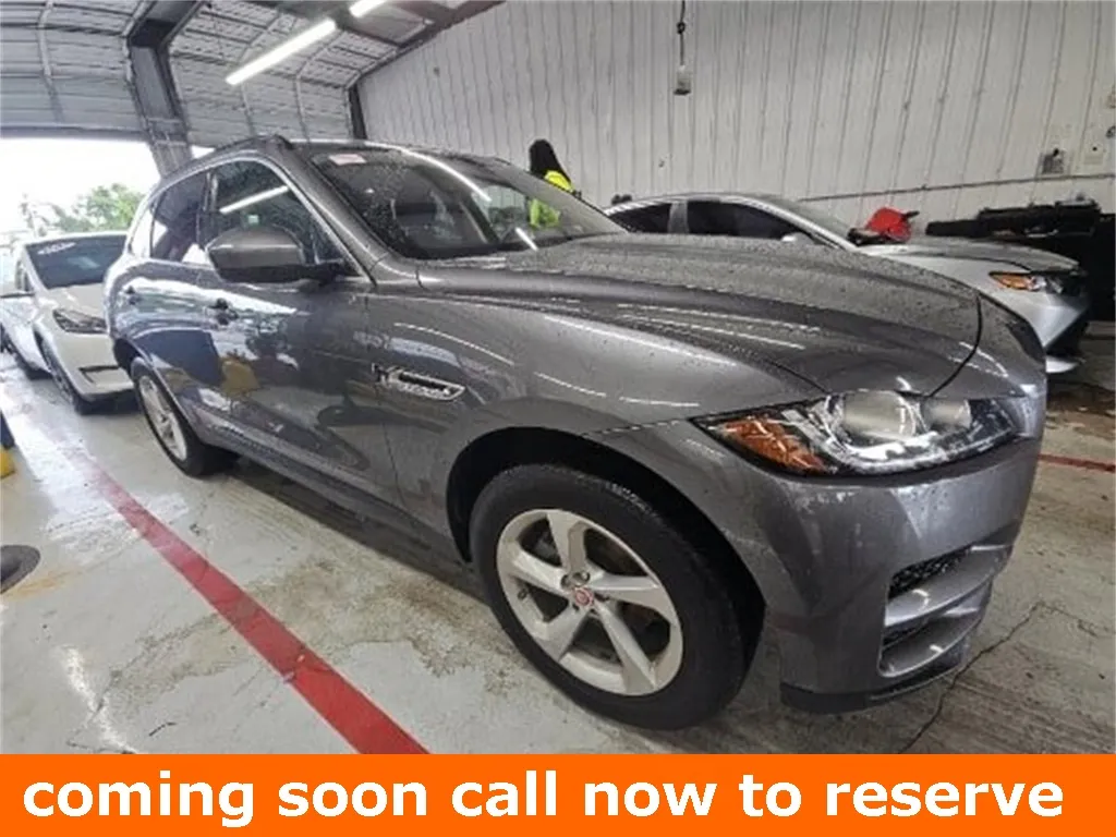 2019 Jaguar F-PACE 25t Premium