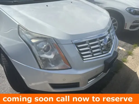 White 2014 Cadillac SRX Luxury for sale in Gurnee, IL