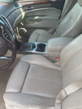 Another view of 2014 Cadillac SRX Luxury for sale in Gurnee, IL at CarWise Gurnee