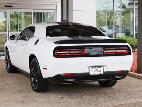 More photos of 2021 Dodge Challenger SXT at CarWise Gurnee, IL