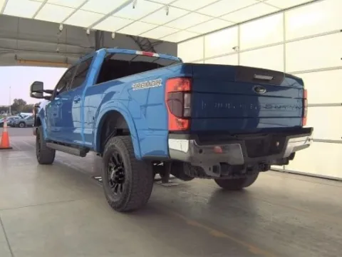 Photos of 2020 Ford F-250SD Lariat for sale in Gurnee, IL at CarWise Gurnee