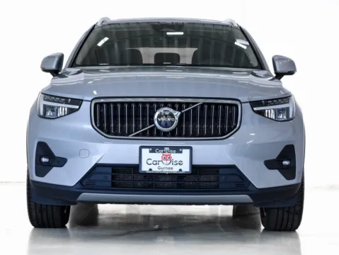 Photos of 2023 Volvo XC40 B5 Plus Bright Theme for sale in Gurnee, IL at CarWise Gurnee