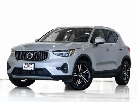 Another view of 2023 Volvo XC40 B5 Plus Bright Theme for sale in Gurnee, IL at CarWise Gurnee