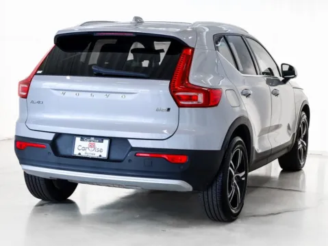 More photos of 2023 Volvo XC40 B5 Plus Bright Theme at CarWise Gurnee, IL