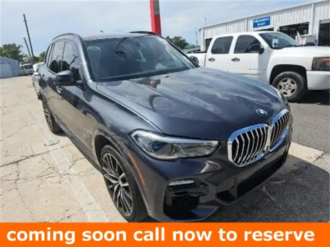 Gray 2019 BMW X5 xDrive50i for sale in Gurnee, IL