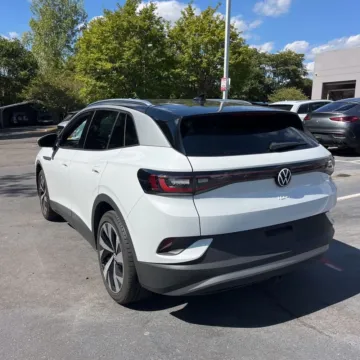 Photos of 2021 Volkswagen ID.4 Pro S for sale in Gurnee, IL at CarWise Gurnee