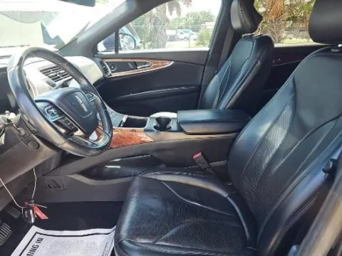 Another view of 2019 Lincoln Nautilus Reserve for sale in Gurnee, IL at CarWise Gurnee