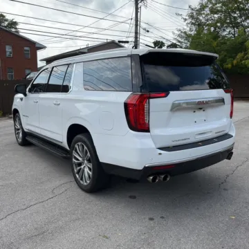 Photos of 2021 GMC Yukon XL Denali for sale in Gurnee, IL at CarWise Gurnee