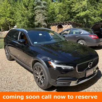 Black 2020 Volvo V90 Cross Country T6 AWD for sale in Gurnee, IL