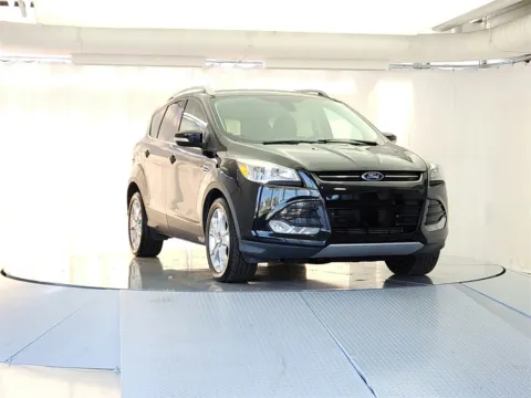Photos of 2016 Ford Escape Titanium for sale in Gurnee, IL at CarWise Gurnee
