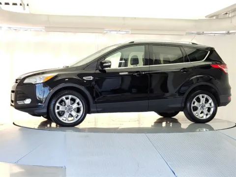 More photos of 2016 Ford Escape Titanium at CarWise Gurnee, IL